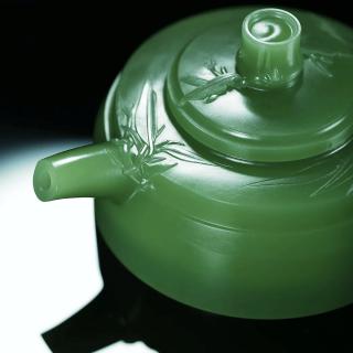 绿的不止是翡翠,和田玉的绿也诱惑!